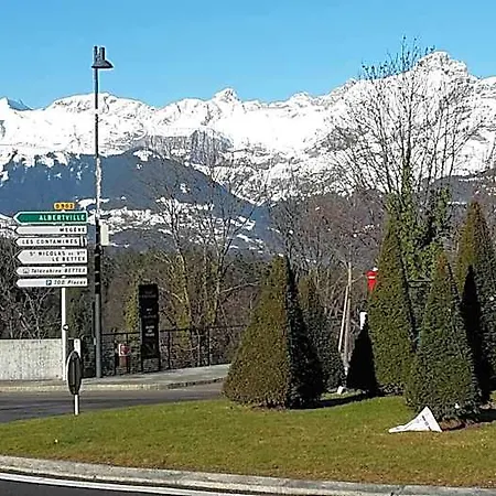 Trs Beau St Gervaisbains-wifi Hotel